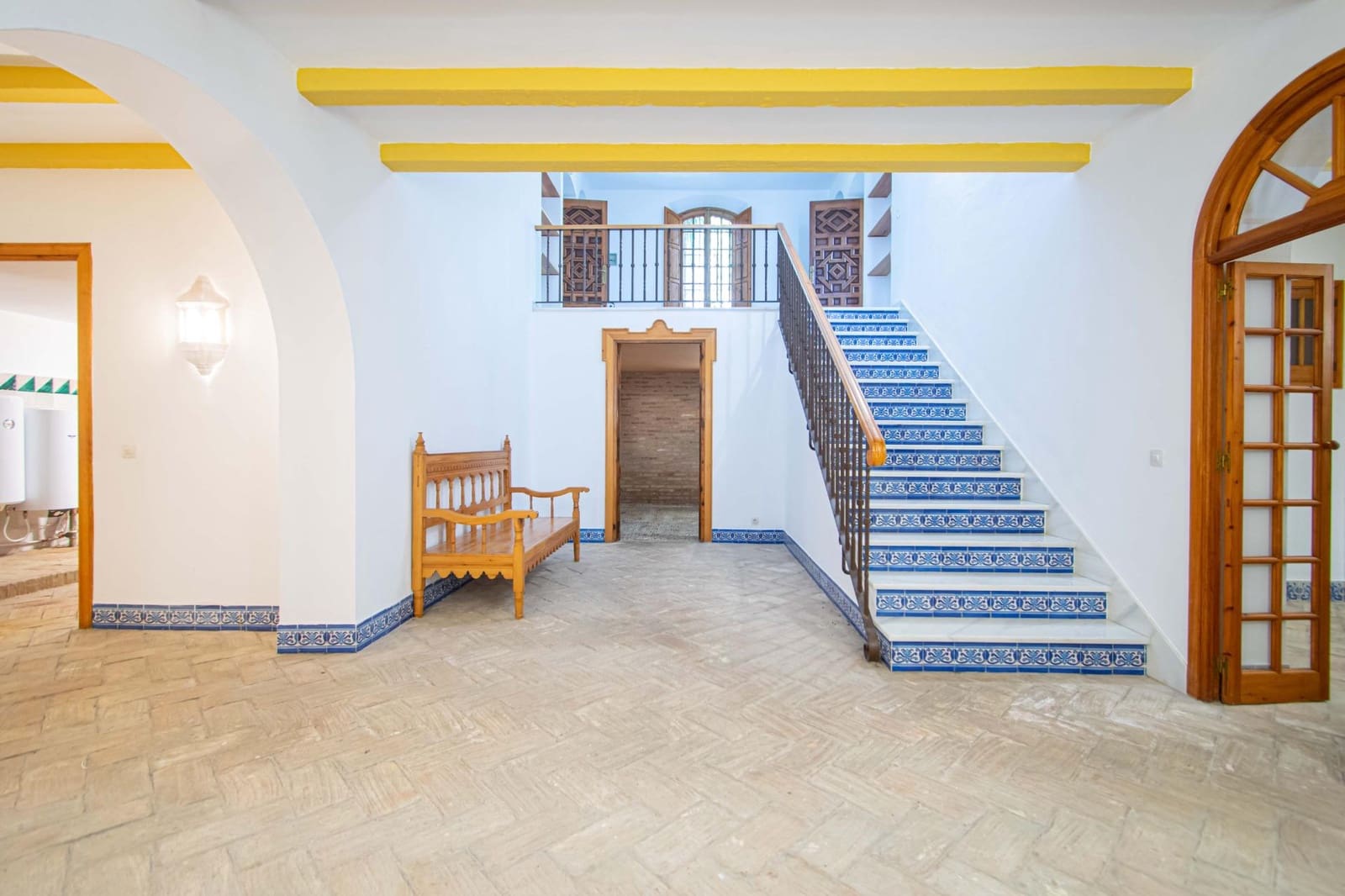 6 sypialnia Willa na sprzedaż w Valencina de la Concepcion z basenem garażem - 1 690 000 € (Ref: 9791122)