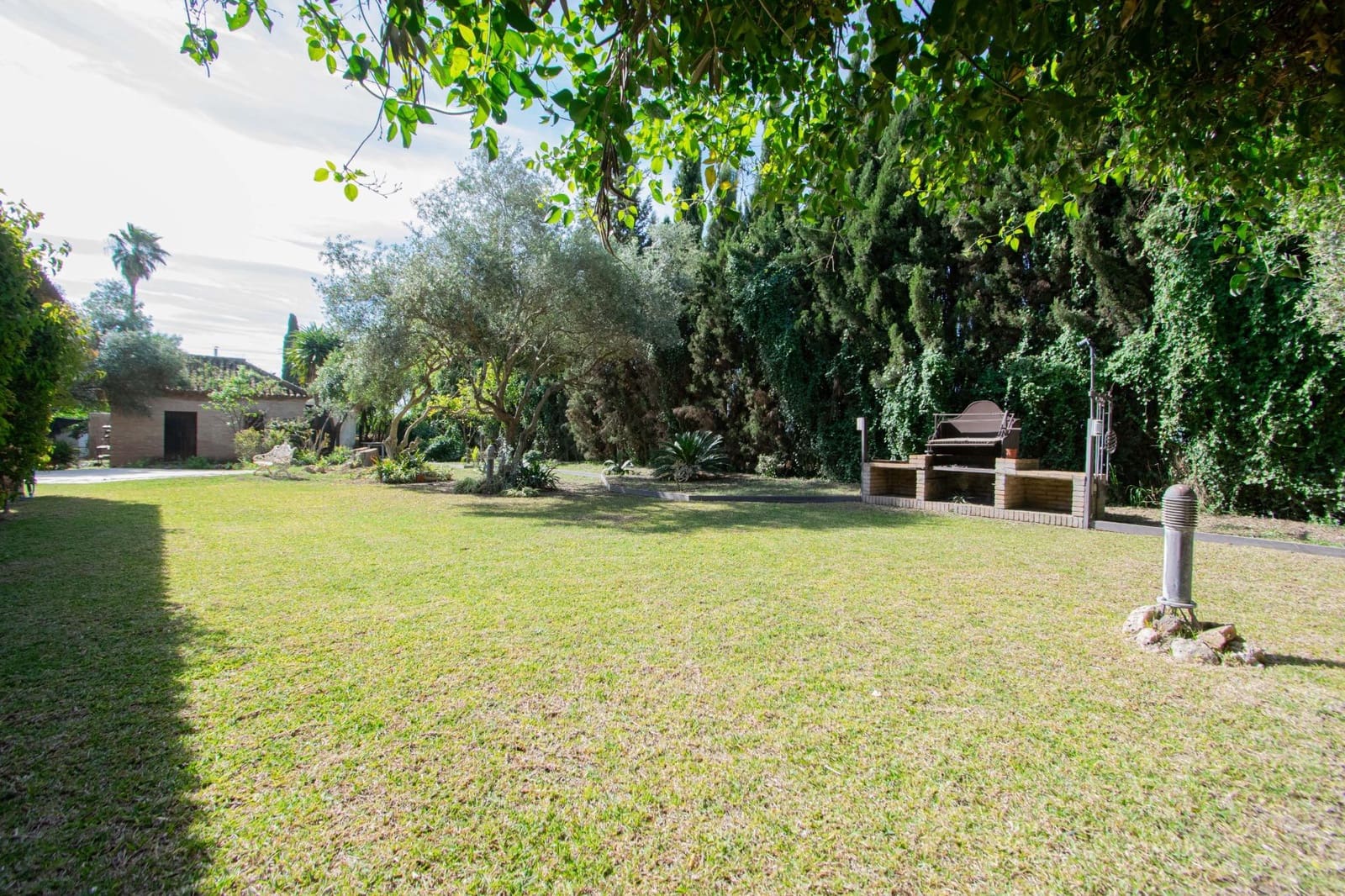 6 sypialnia Willa na sprzedaż w Valencina de la Concepcion z basenem garażem - 1 690 000 € (Ref: 9791122)