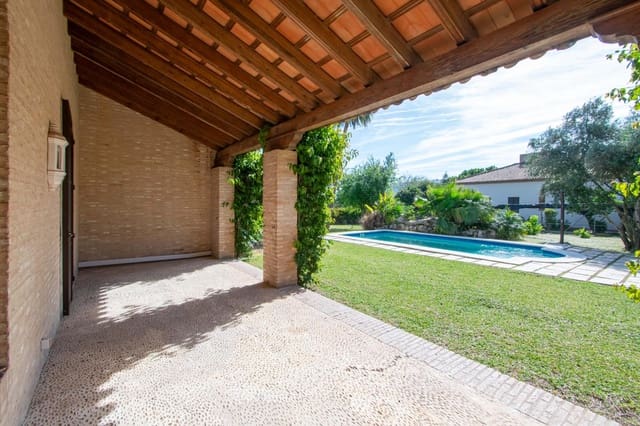 6 soverom Villa til salgs i Valencina de la Concepción med svømmebasseng garasje - € 1 690 000 (Ref: 9791122)