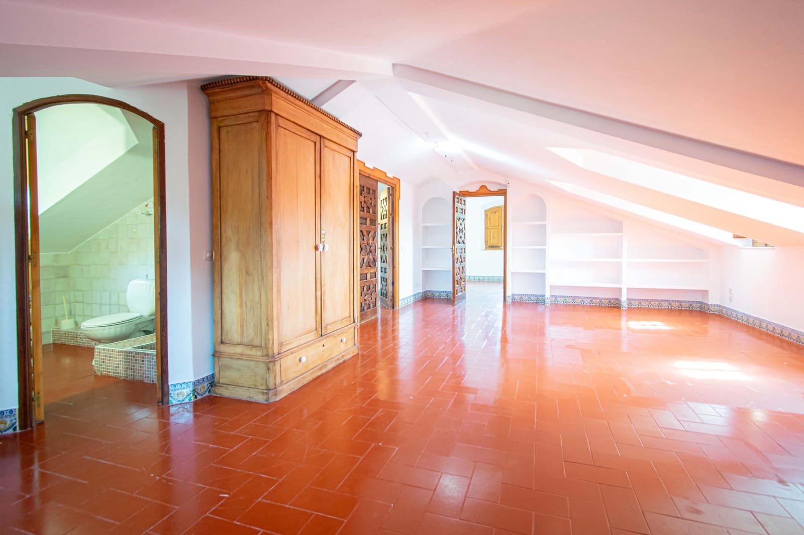 6 sypialnia Willa na sprzedaż w Valencina de la Concepcion z basenem garażem - 1 690 000 € (Ref: 9791122)