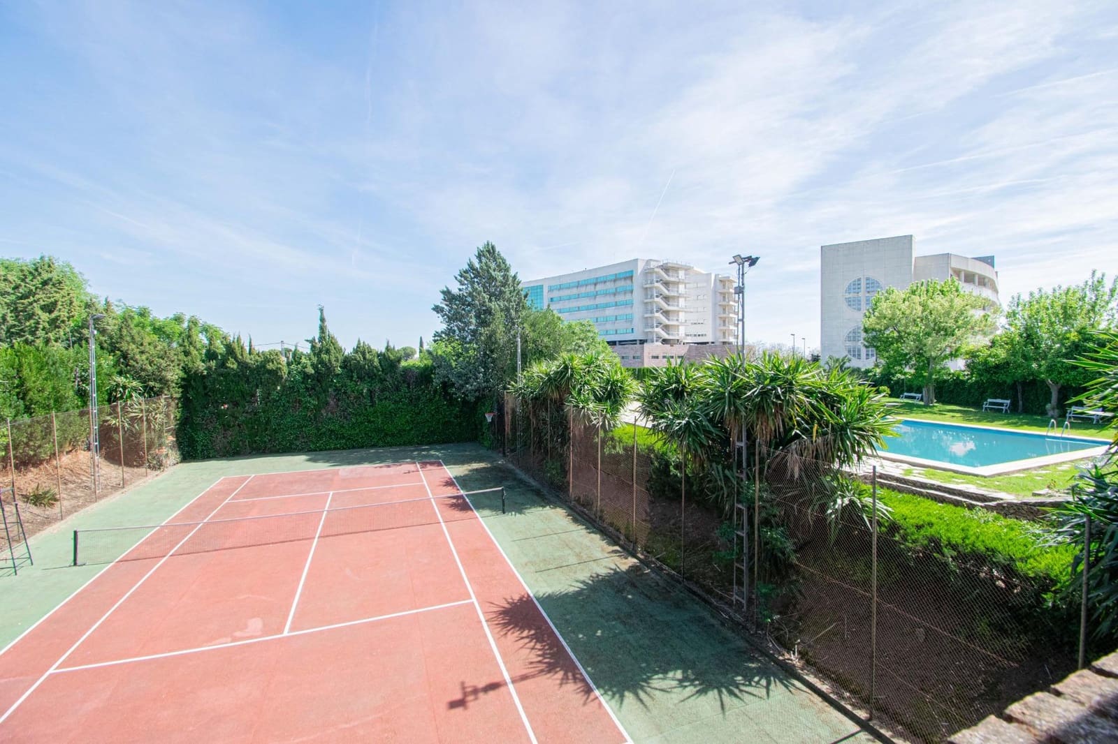 6 sypialnia Willa na sprzedaż w Valencina de la Concepcion z basenem garażem - 1 690 000 € (Ref: 9791122)