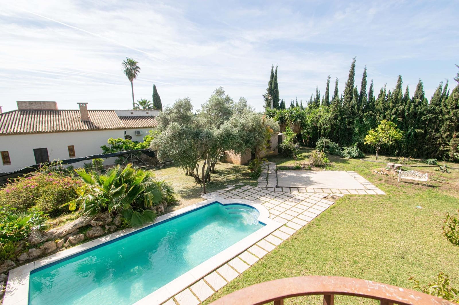 6 sypialnia Willa na sprzedaż w Valencina de la Concepcion z basenem garażem - 1 690 000 € (Ref: 9791122)