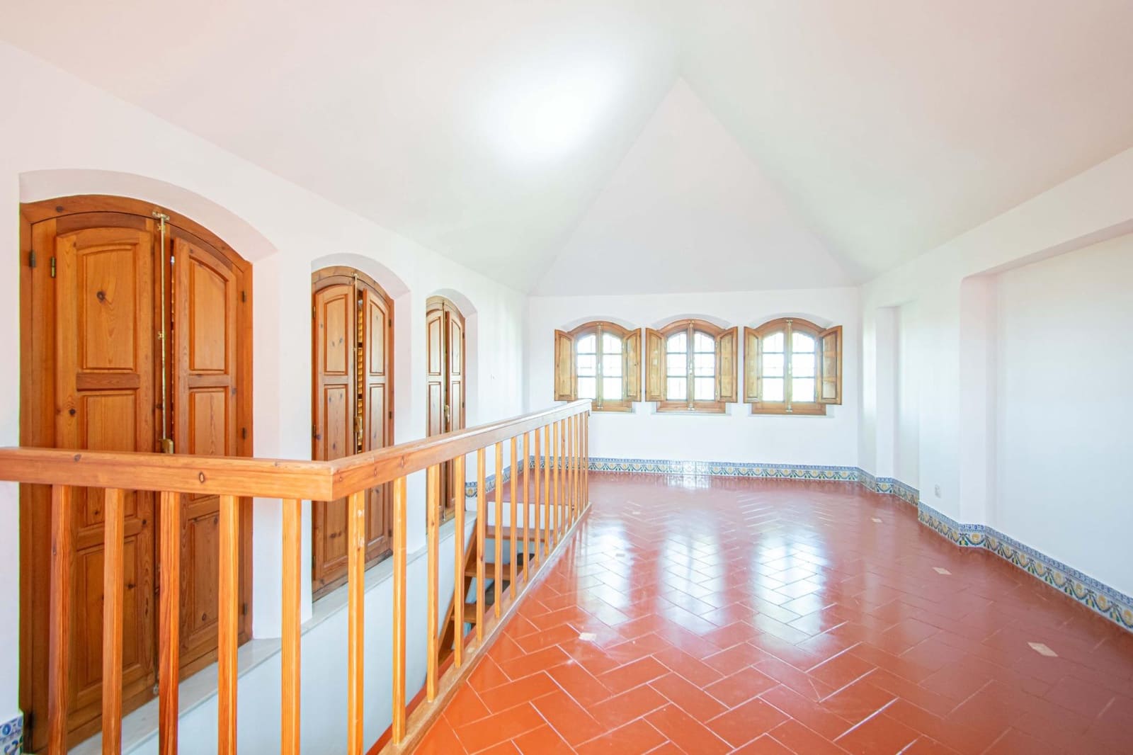 6 sypialnia Willa na sprzedaż w Valencina de la Concepcion z basenem garażem - 1 550 000 € (Ref: 9791122)