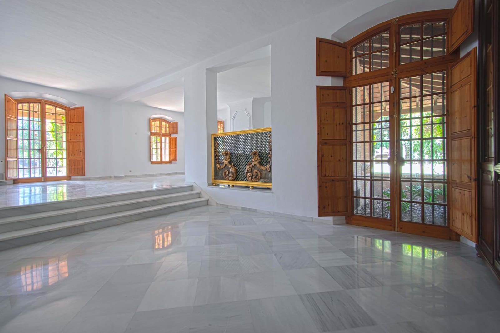 6 sypialnia Willa na sprzedaż w Valencina de la Concepcion z basenem garażem - 1 550 000 € (Ref: 9791122)