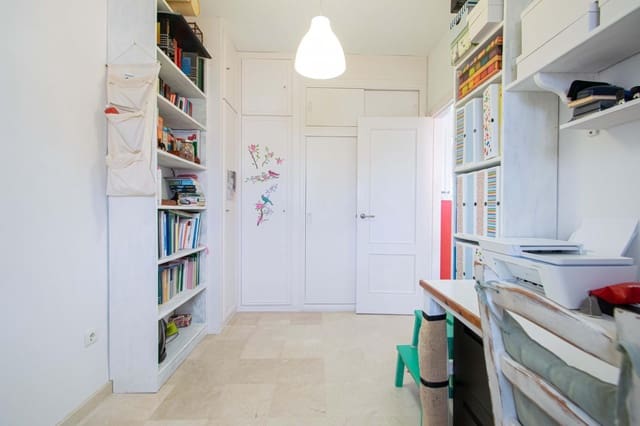 4 camera da letto Villetta a Schiera in vendita in Valencina de la Concepción con piscina - 295.000 € (Rif: 9791123)