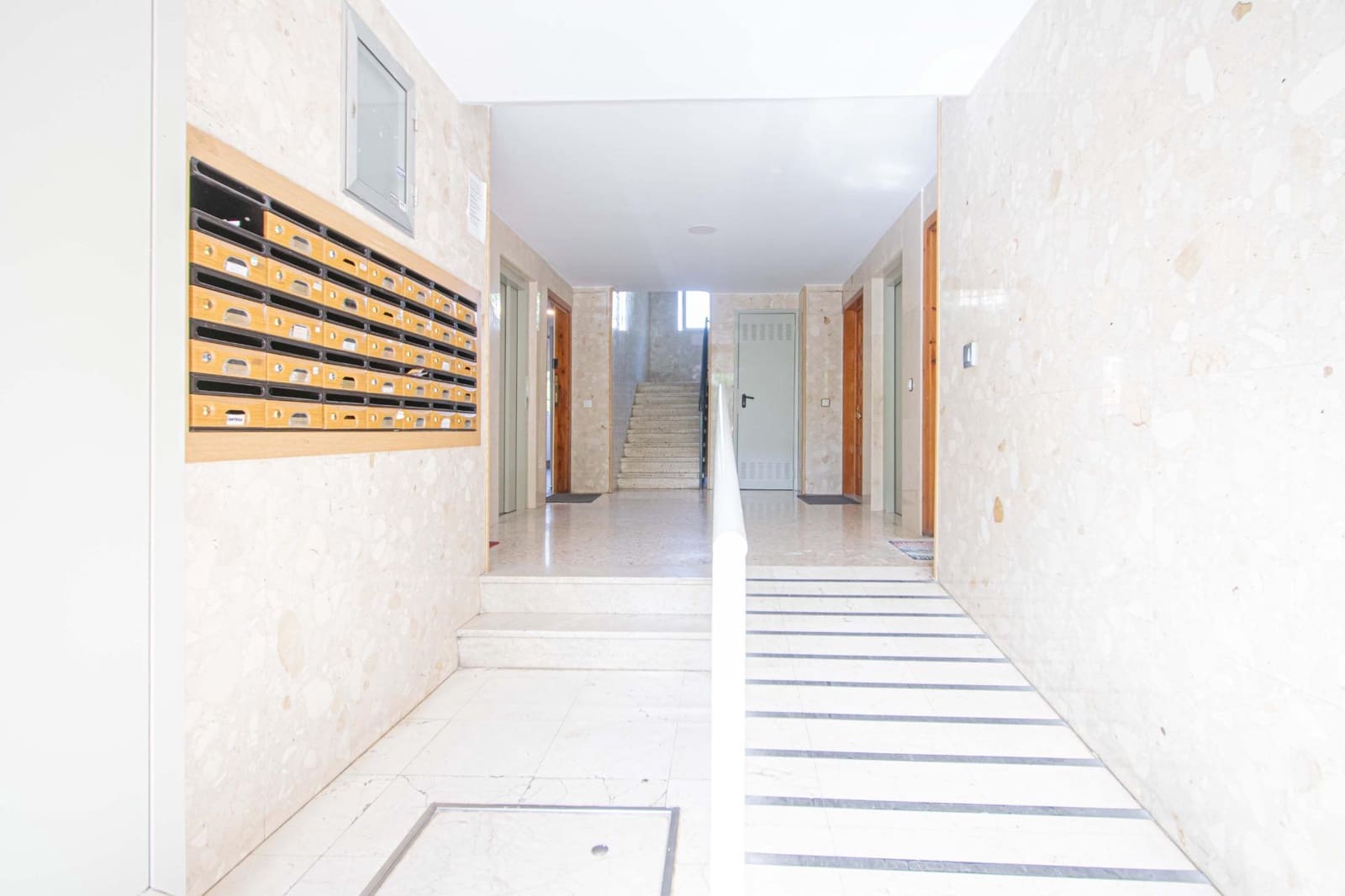 3 bedroom Apartment for sale in Seville city - € 238,000 (Ref: 9791124)