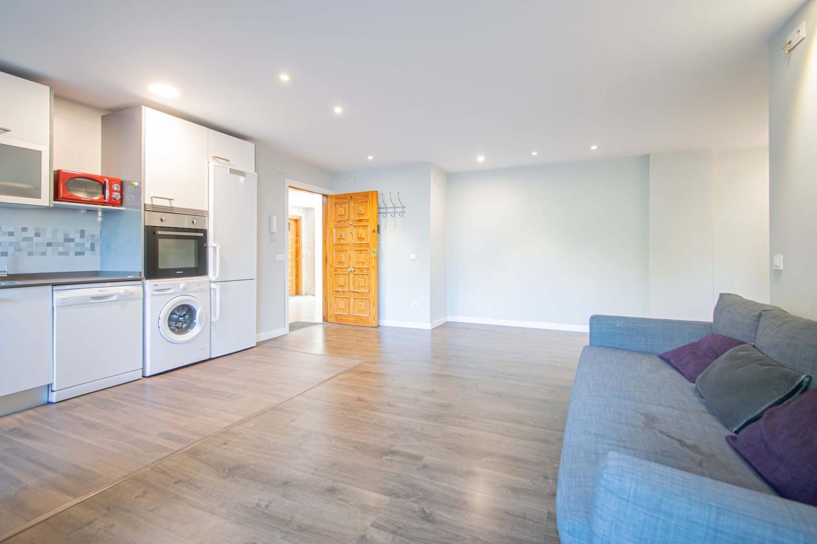 3 bedroom Apartment for sale in Seville city - € 238,000 (Ref: 9791124)