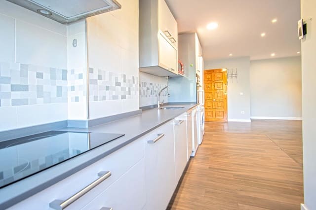 3 quarto Apartamento para venda em Sevilha cidade - 238 000 € (Ref: 9791124)