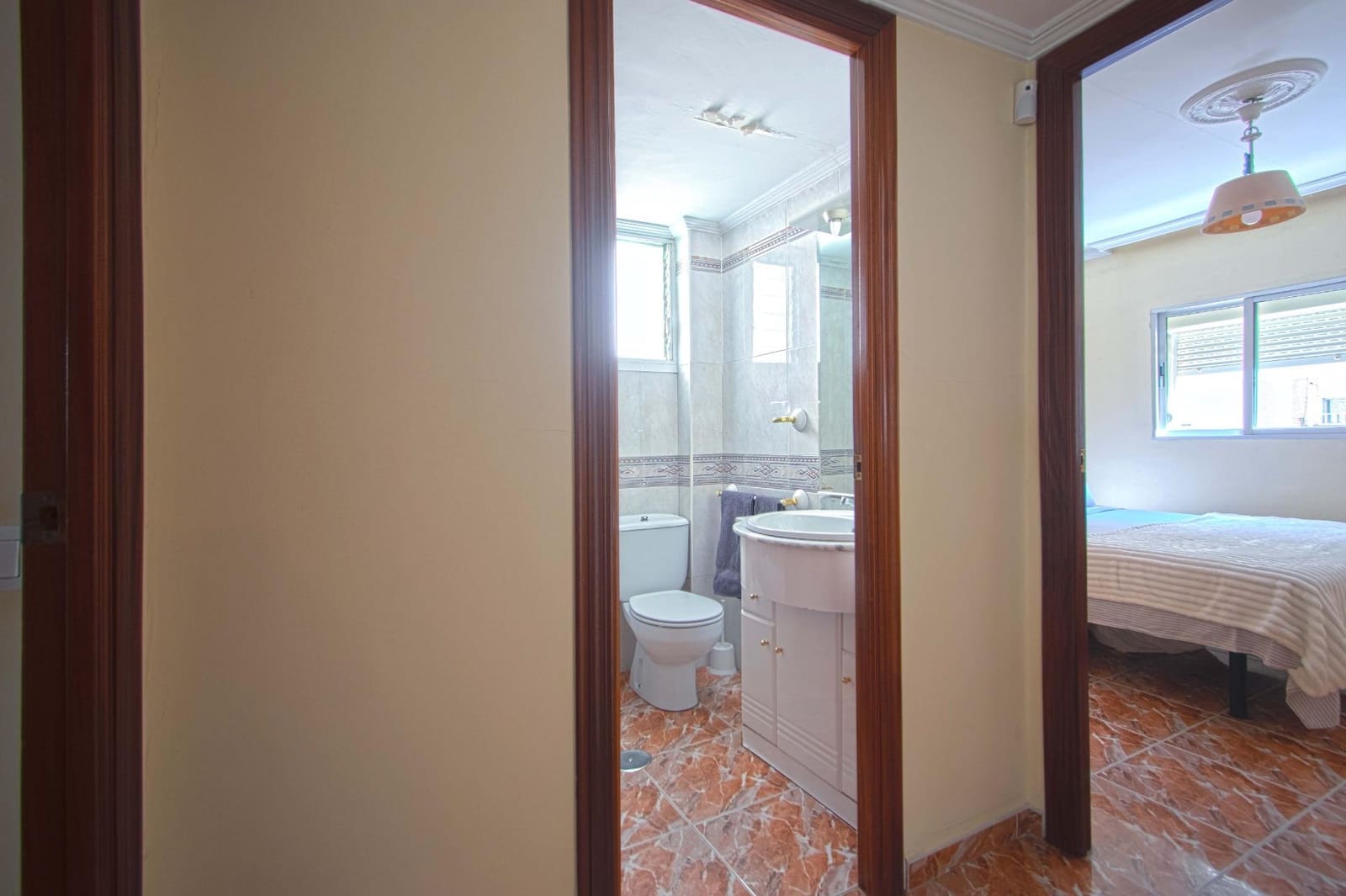 3 bedroom Flat for sale in Seville city - € 165,000 (Ref: 9804370)