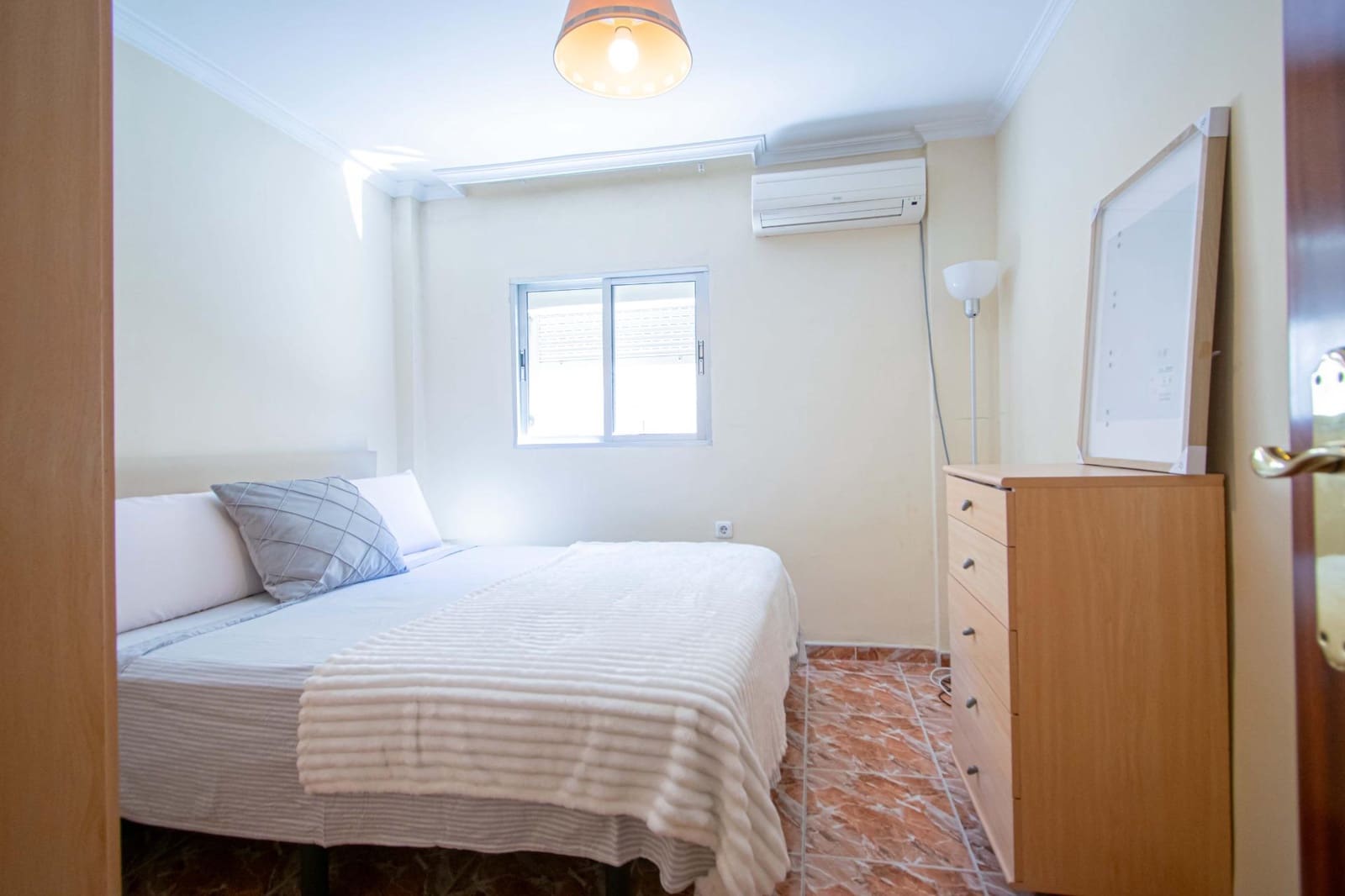 3 bedroom Flat for sale in Seville city - € 165,000 (Ref: 9804370)