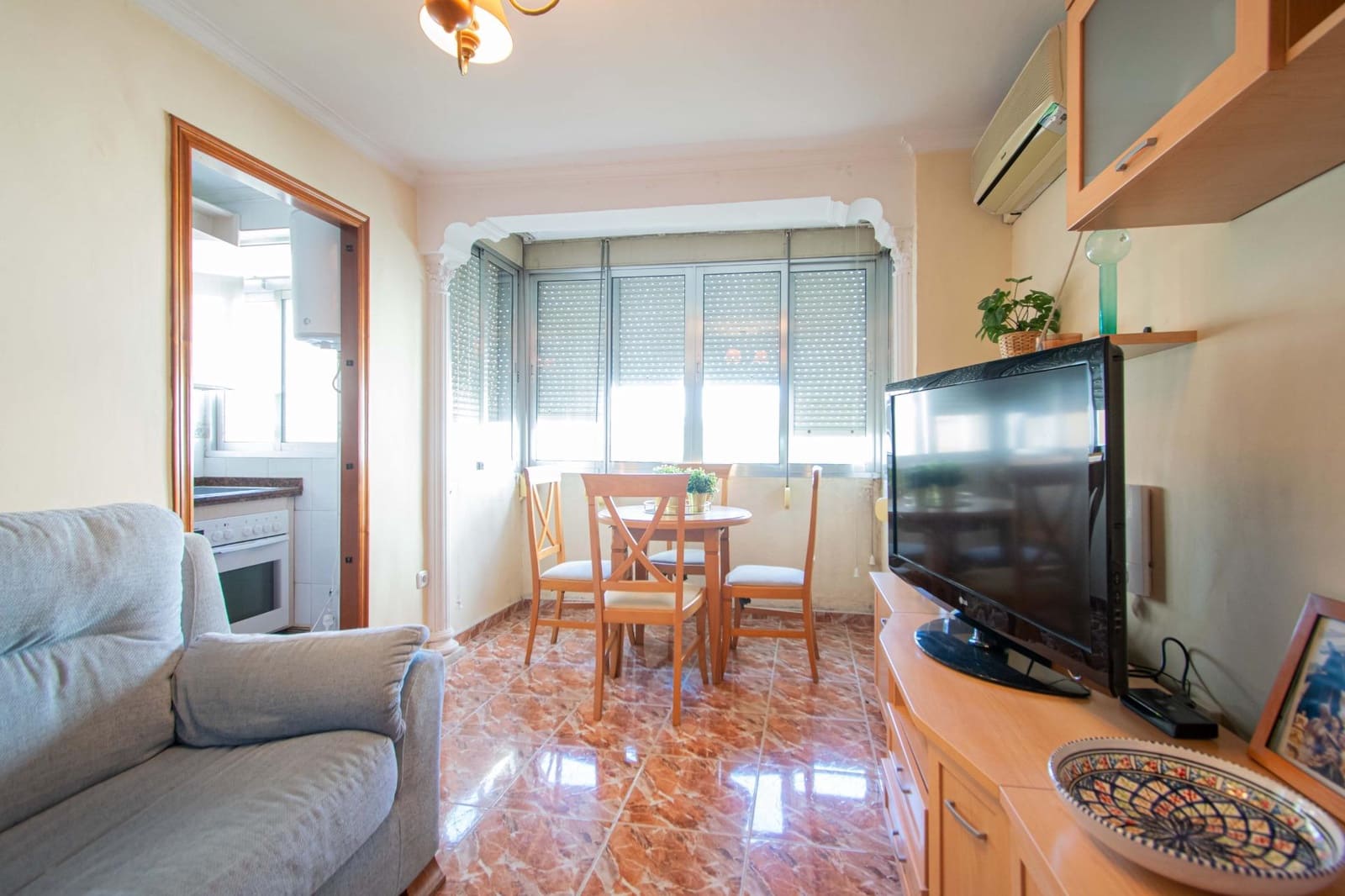 3 bedroom Flat for sale in Seville city - € 165,000 (Ref: 9804370)