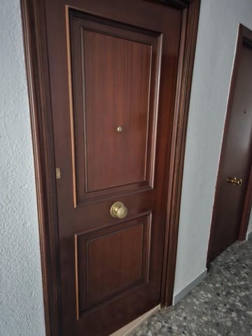 2 soverom Leilighet til leie i Sevilla by - € 1 000 (Ref: 9804371)