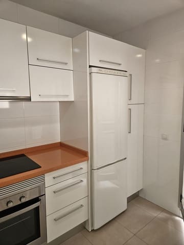 2 soverom Leilighet til leie i Sevilla by - € 1 000 (Ref: 9804371)