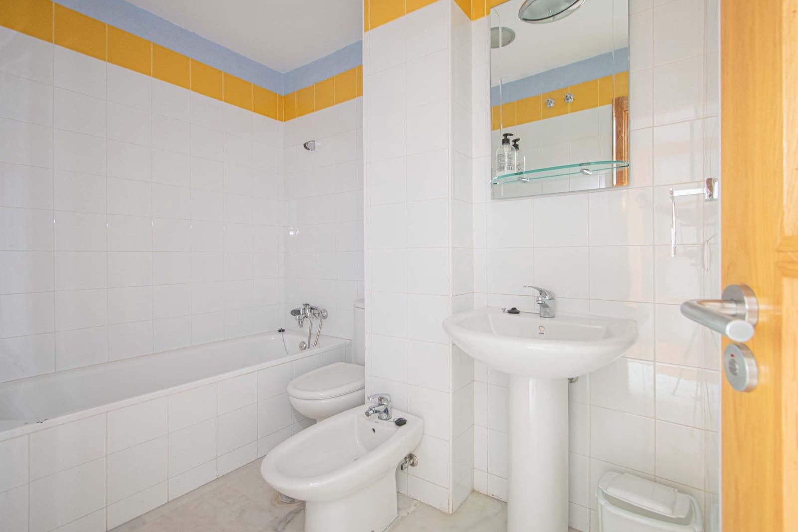 2 sovrum Lägenhet till salu i Sevilla stad - 390 000 € (Ref: 9804372)