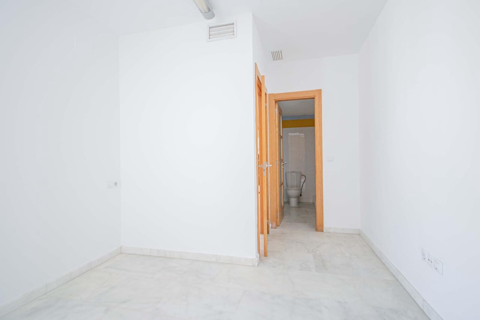 2 sovrum Lägenhet till salu i Sevilla stad - 390 000 € (Ref: 9804372)