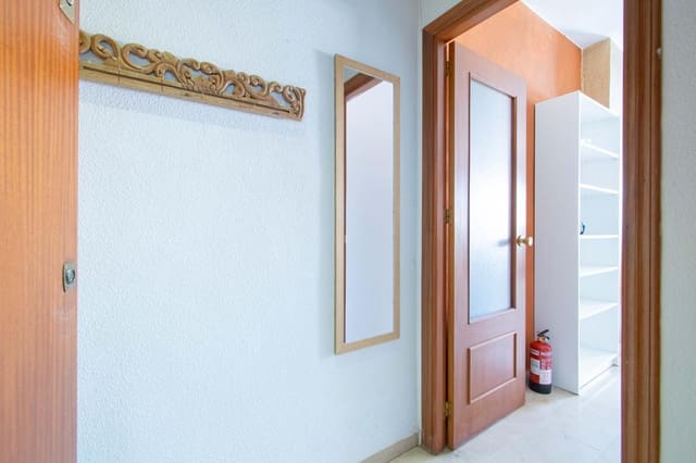 2 Zimmer Wohnung zu verkaufen in San Vicente, Sevilla Stadt - 260.000 € (Ref: 9806535)