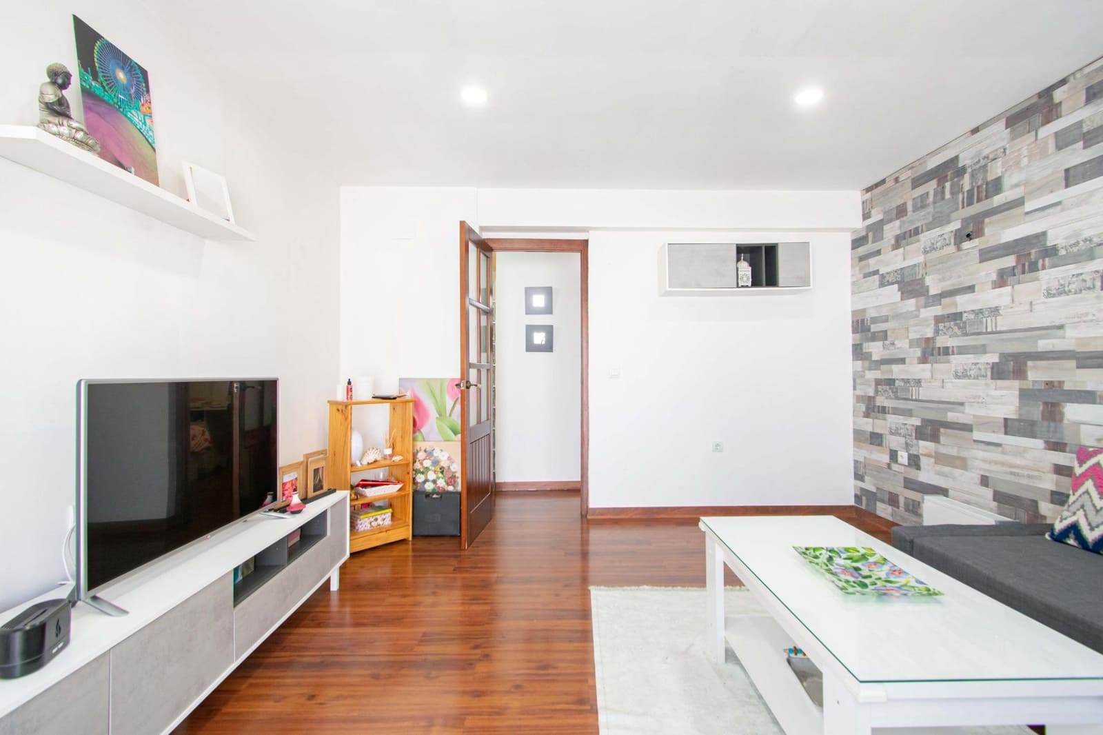 Piso de 2 habitaciones en Sevilla ciudad en venta - 99.990 € (Ref: 9806536)