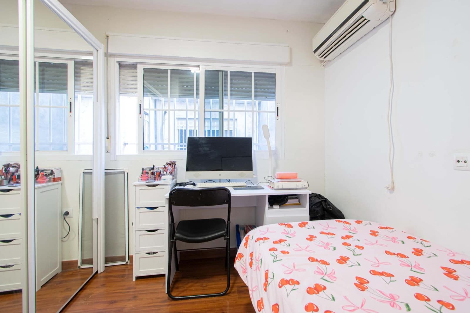 Piso de 2 habitaciones en Sevilla ciudad en venta - 99.990 € (Ref: 9806536)