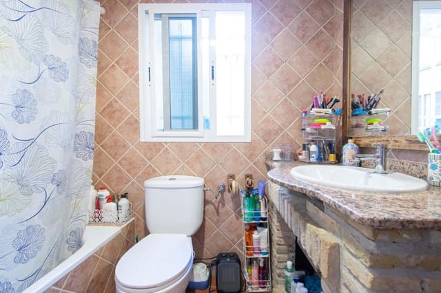 Piso de 2 habitaciones en La Plata, Sevilla ciudad en venta - 99.990 € (Ref: 9806536)