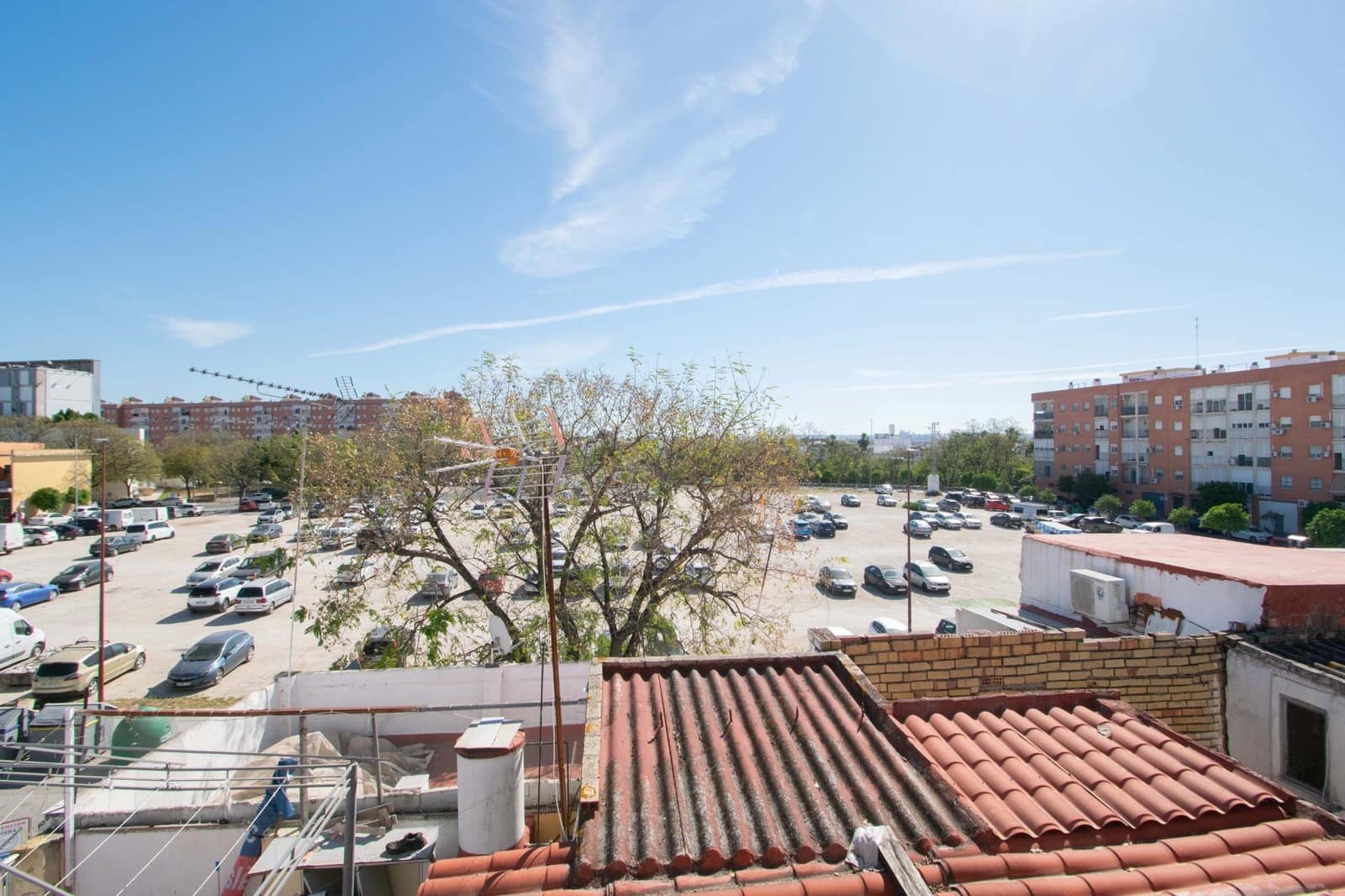 Piso de 2 habitaciones en Sevilla ciudad en venta - 99.990 € (Ref: 9806536)