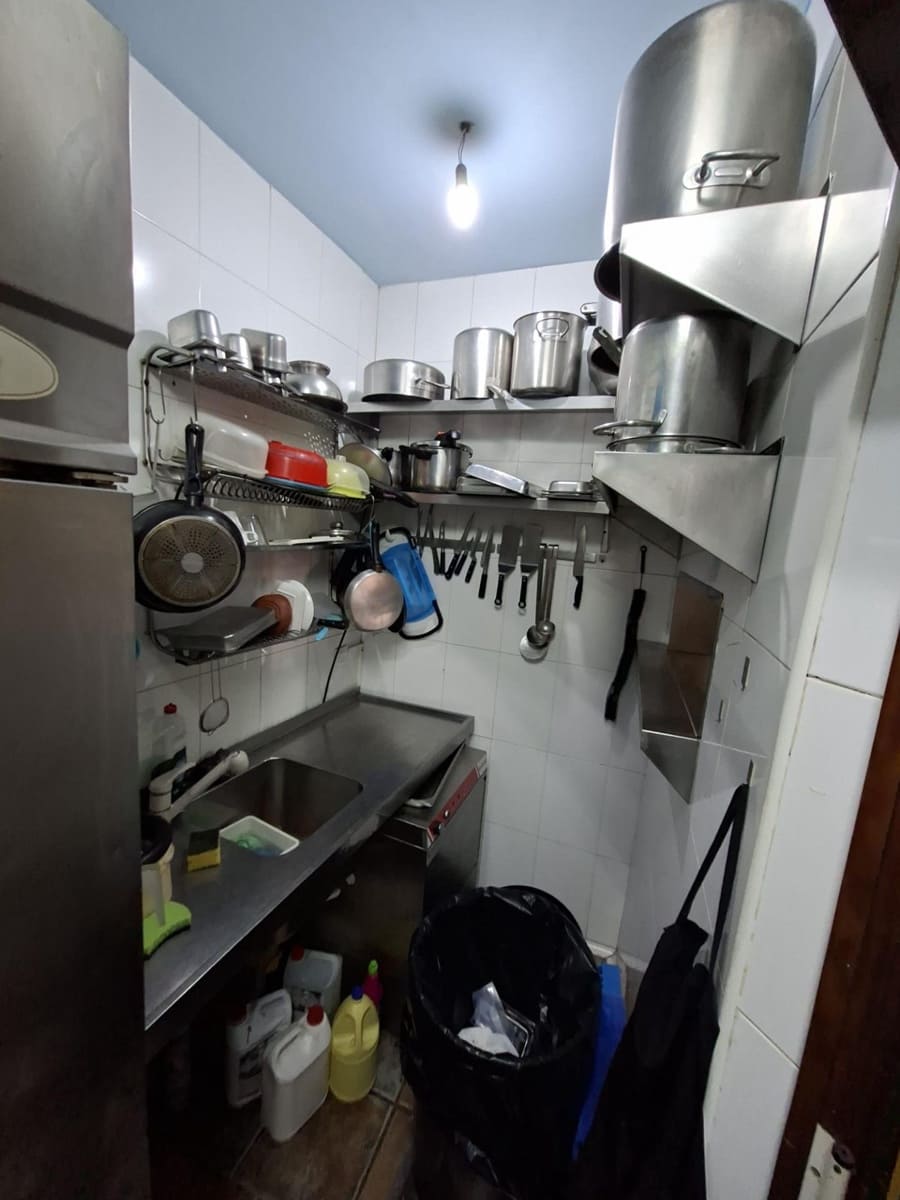 Komercyjne na sprzedaż w Miasto Sewilla - 69 900 € (Ref: 9806537)