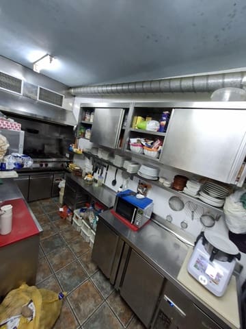 Komercyjne na sprzedaż w Miasto Sewilla - 69 900 € (Ref: 9806537)