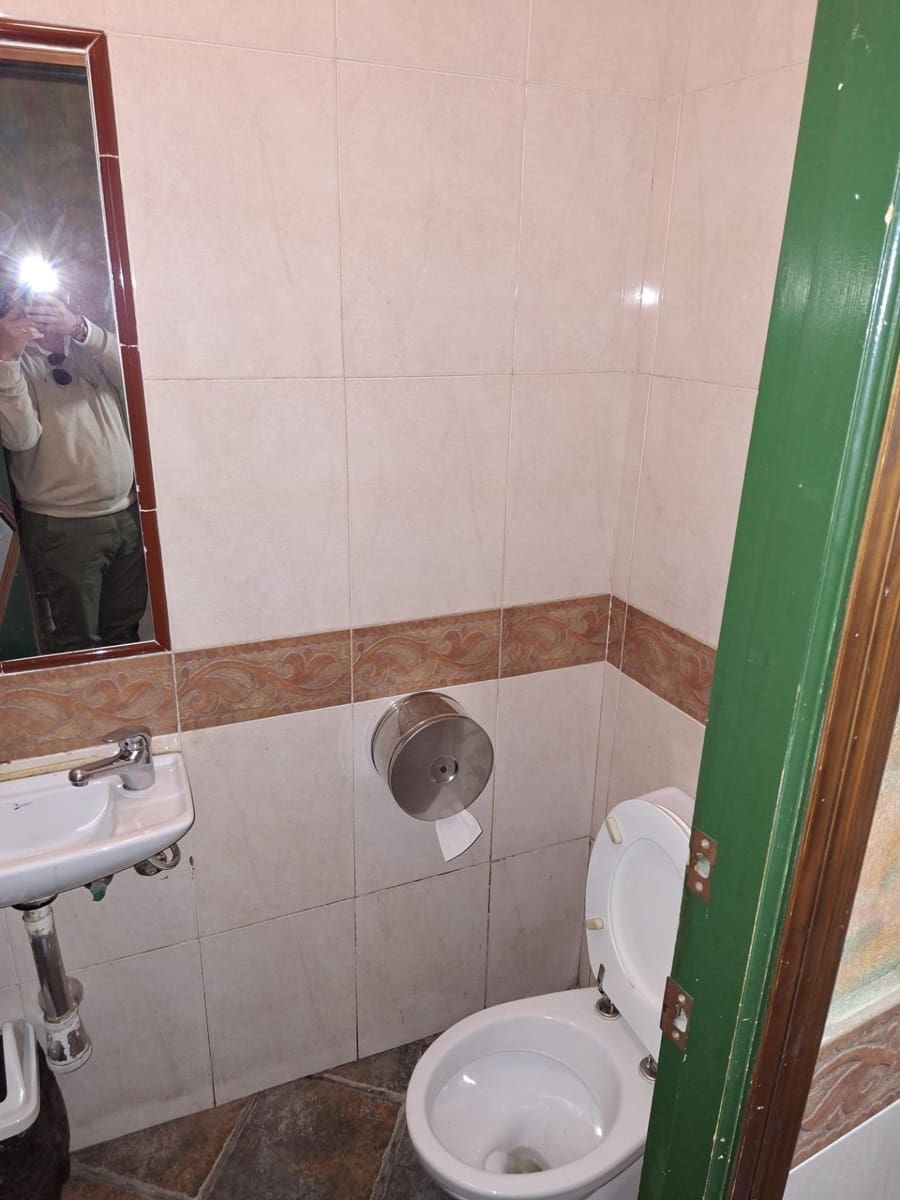 Kommersiell till salu i Sevilla stad - 69 900 € (Ref: 9806537)
