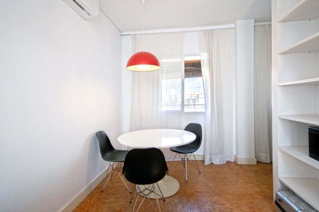 1 Zimmer Wohnung zu verkaufen in Feria, Sevilla Stadt - 240.000 € (Ref: 9811977)