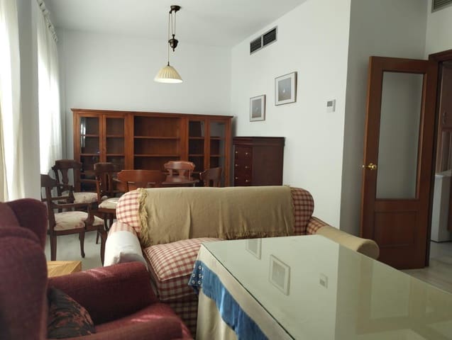 4 soveværelse Lejlighed til leje i Sevilla by med swimmingpool garage - € 1.100 (Ref: 9815918)