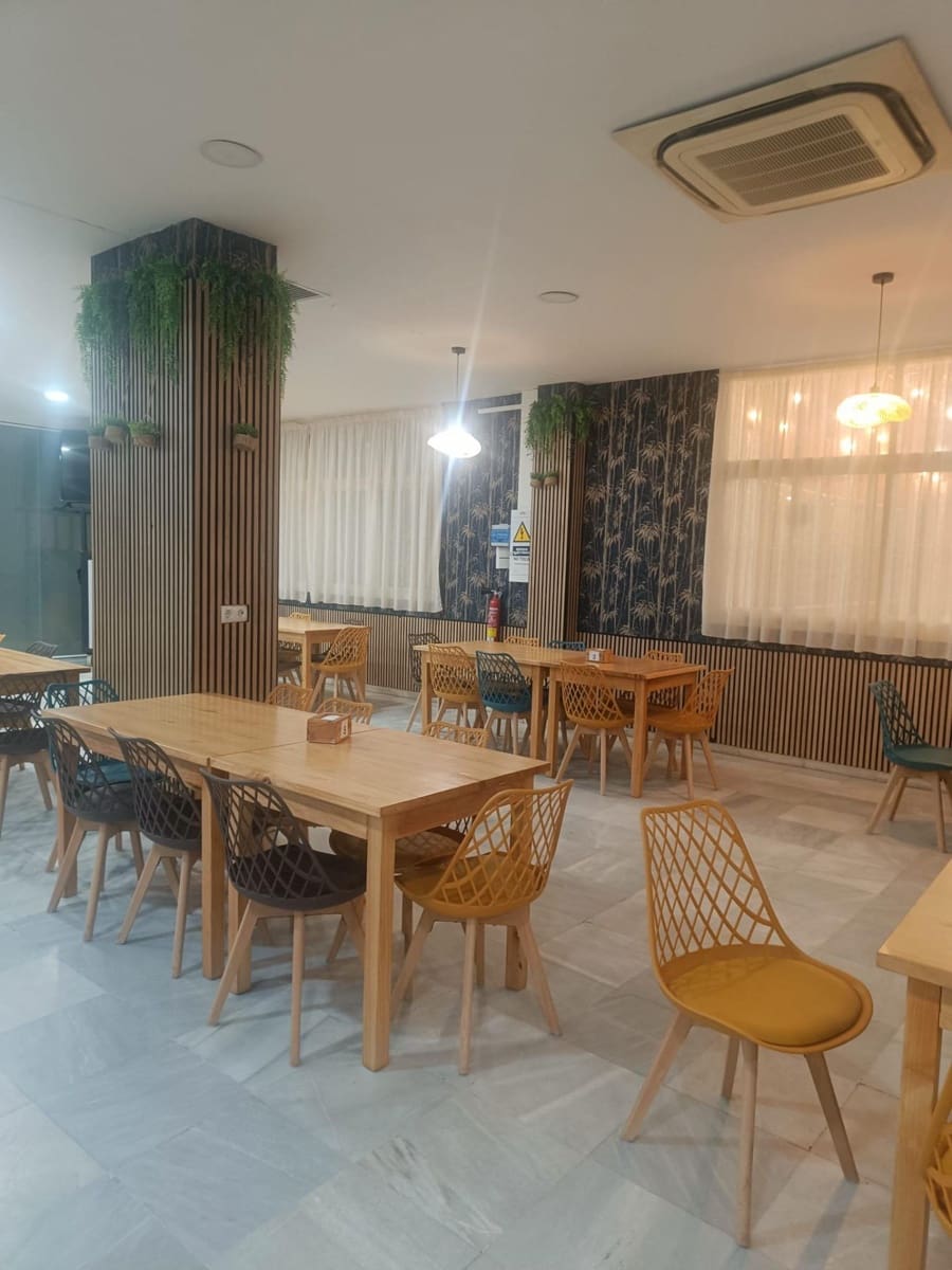 3 bedroom Terraced Villa for sale in Seville city with pool - € 375,000 (Ref: 9818294)