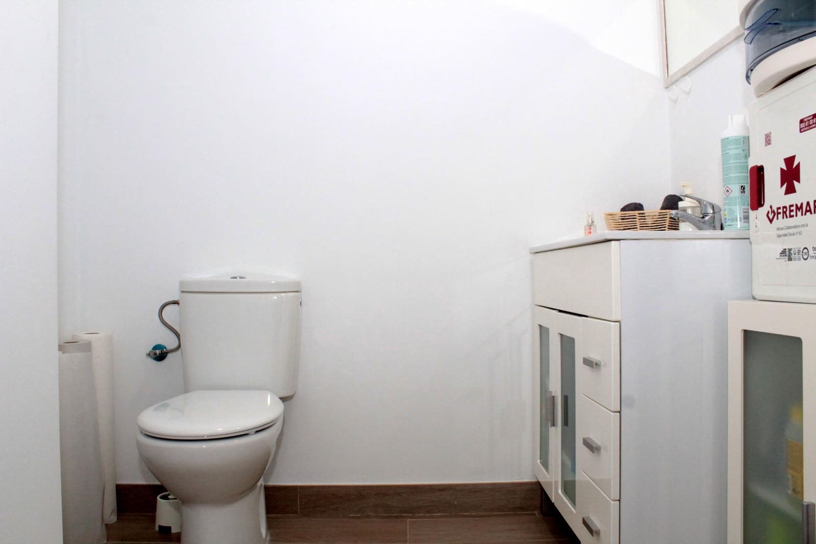 Local Comercial en Sevilla ciudad en alquiler - 1.000 € (Ref: 9818295)