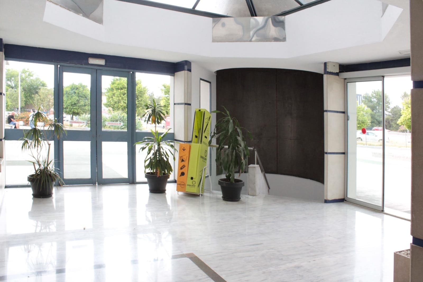 Büro zu verkaufen in Sevilla Stadt - 41.500 € (Ref: 9818296)