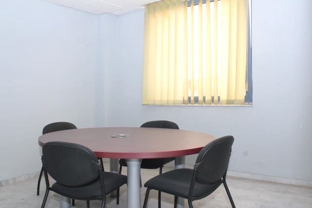 Büro zu verkaufen in Sevilla Stadt - 41.500 € (Ref: 9818296)