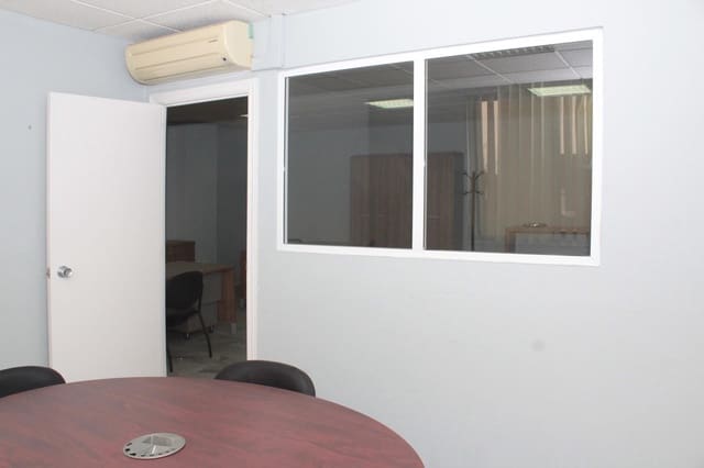 Büro zu verkaufen in Sevilla Stadt - 41.500 € (Ref: 9818296)
