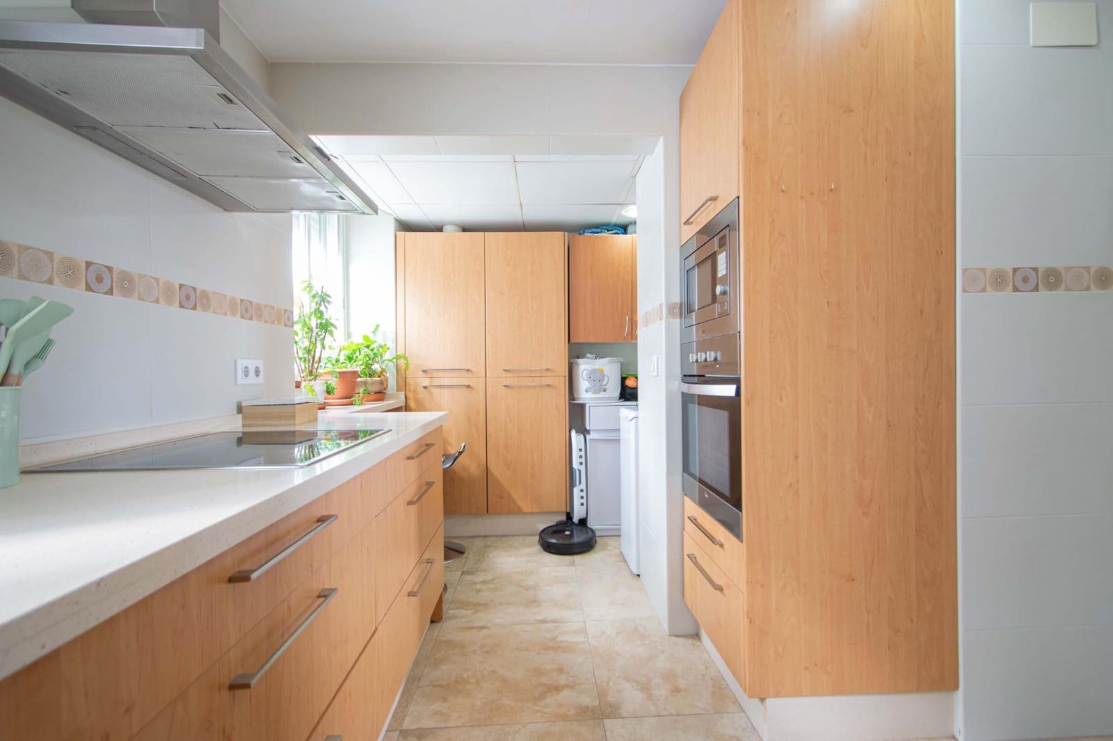 4 bedroom Apartment for sale in Seville city with garage - € 347,000 (Ref: 9820581)