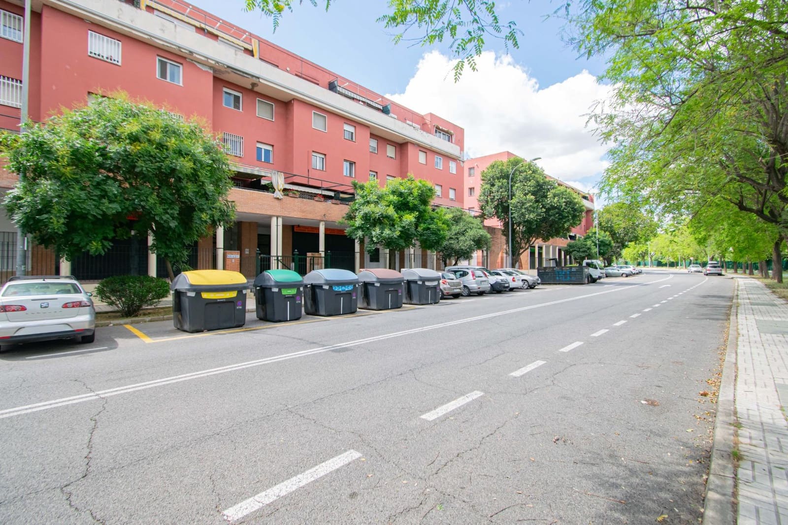 4 bedroom Apartment for sale in Seville city with garage - € 347,000 (Ref: 9820581)