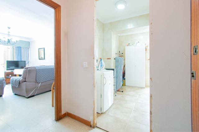 3 Zimmer Wohnung zu verkaufen in Rochelambert, Sevilla Stadt - 158.000 € (Ref: 9820582)