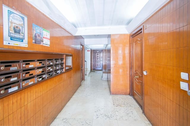 3 Zimmer Wohnung zu verkaufen in Rochelambert, Sevilla Stadt - 158.000 € (Ref: 9820582)
