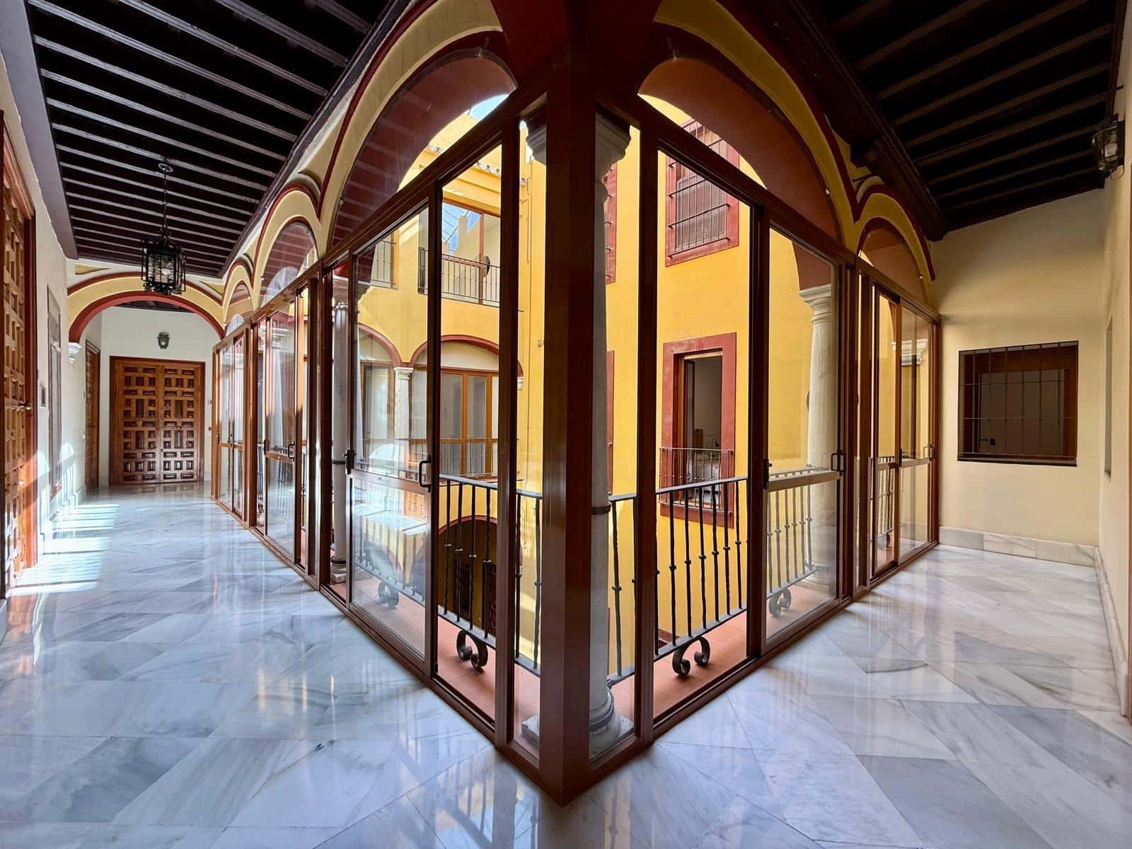 3 bedroom Flat for rent in Seville city - € 1,300 (Ref: 9822990)