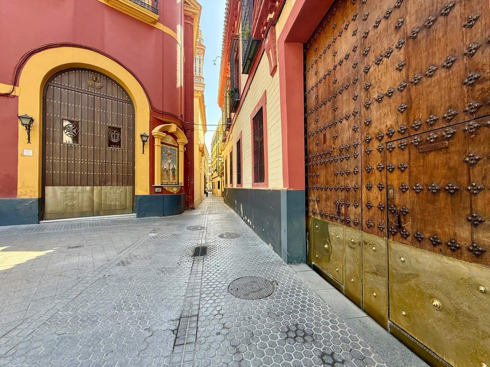 3 bedroom Flat for rent in Seville city - € 1,300 (Ref: 9822990)