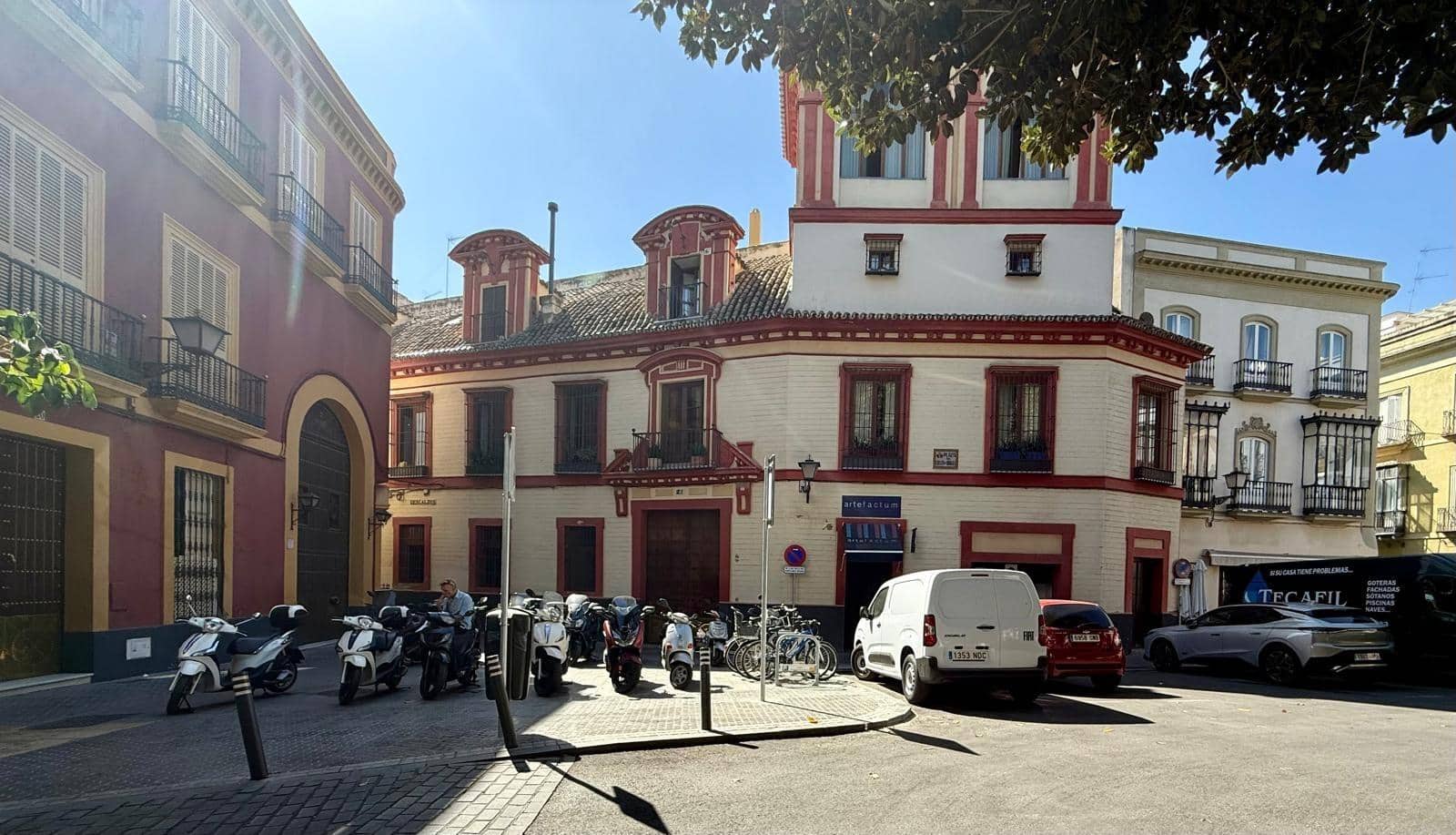 3 bedroom Flat for rent in Seville city - € 1,300 (Ref: 9822990)