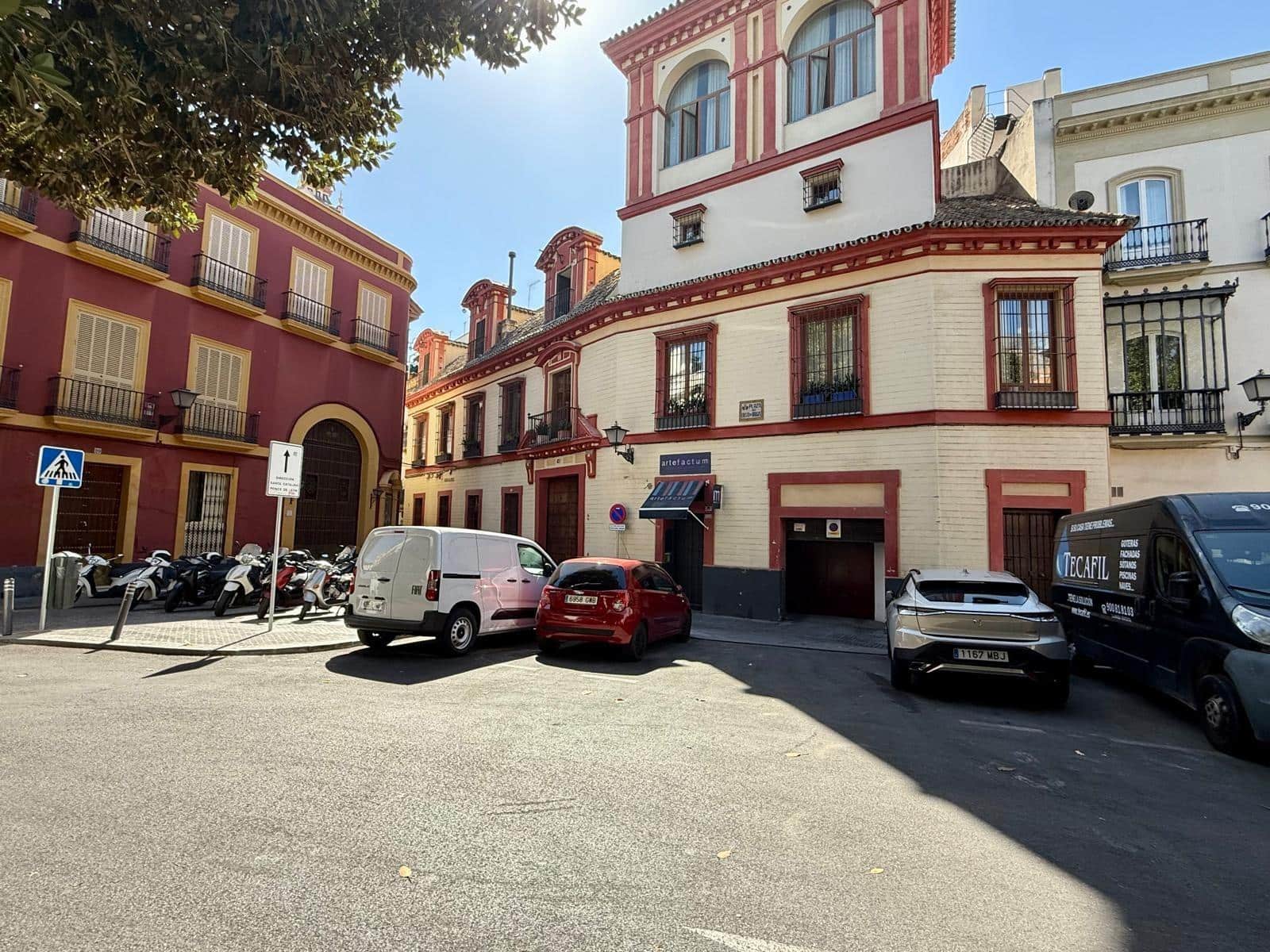 3 bedroom Flat for rent in Seville city - € 1,300 (Ref: 9822990)