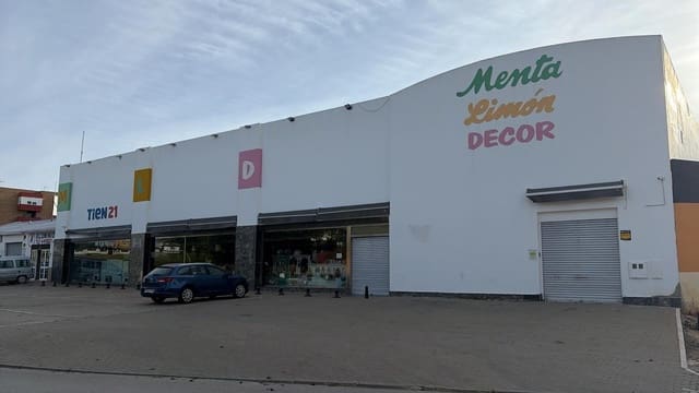 Bedrift til salgs i Almonte - € 2 000 000 (Ref: 9825321)