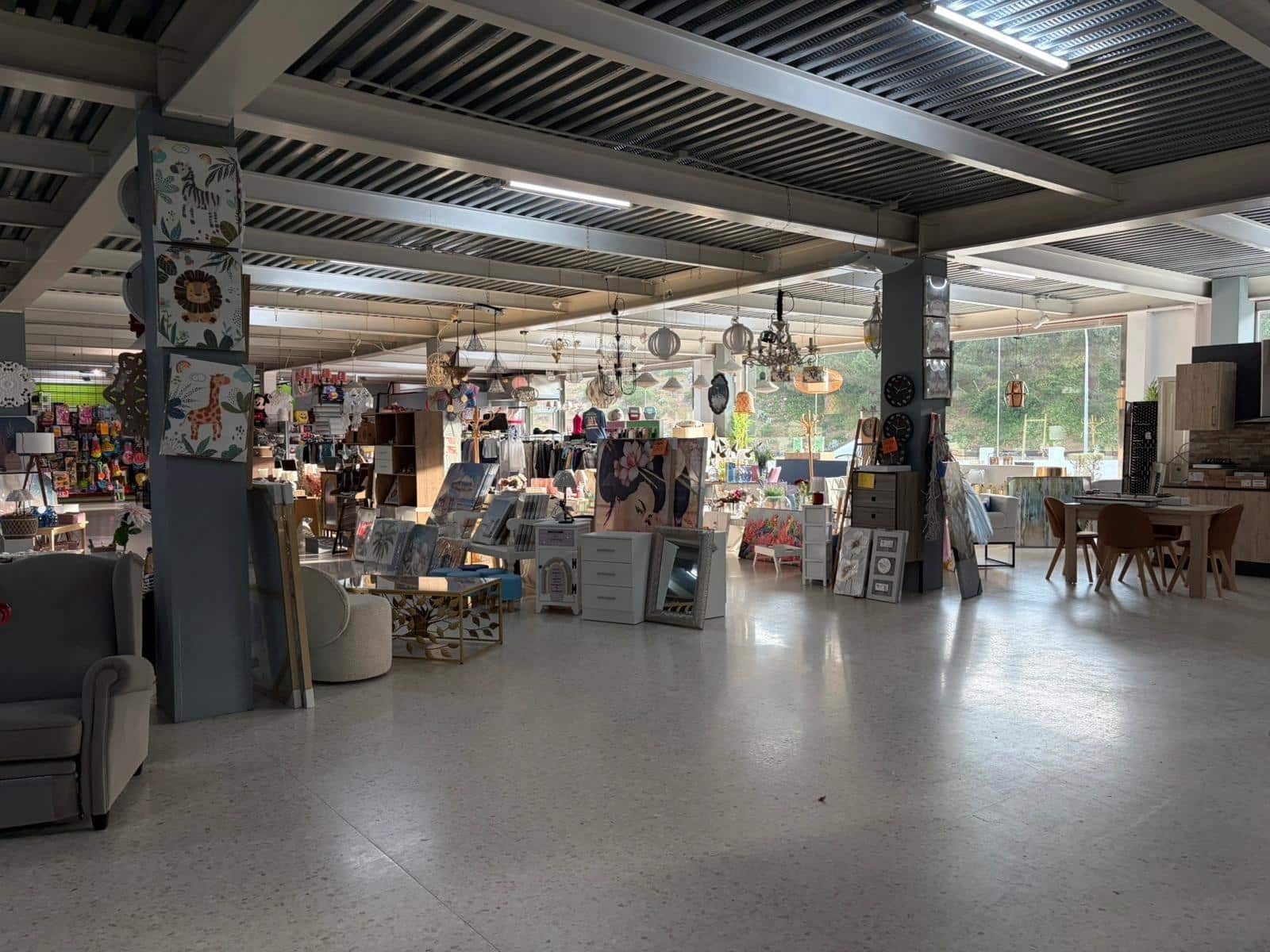 Firma/Unternehmen zu verkaufen in Almonte - 2.000.000 € (Ref: 9825321)