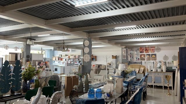 Bedrift til salgs i Almonte - € 2 000 000 (Ref: 9825321)