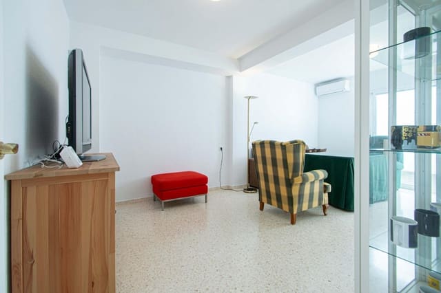 4 sypialnia Dom szeregowy na sprzedaż w Espartinas - 234 961 € (Ref: 9825322)