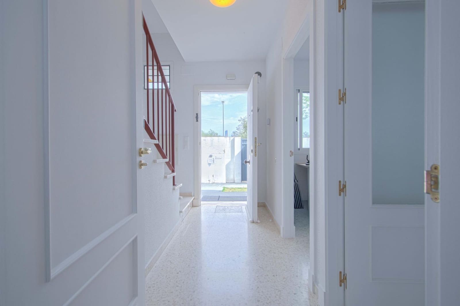 4 sypialnia Dom szeregowy na sprzedaż w Espartinas - 234 961 € (Ref: 9825322)