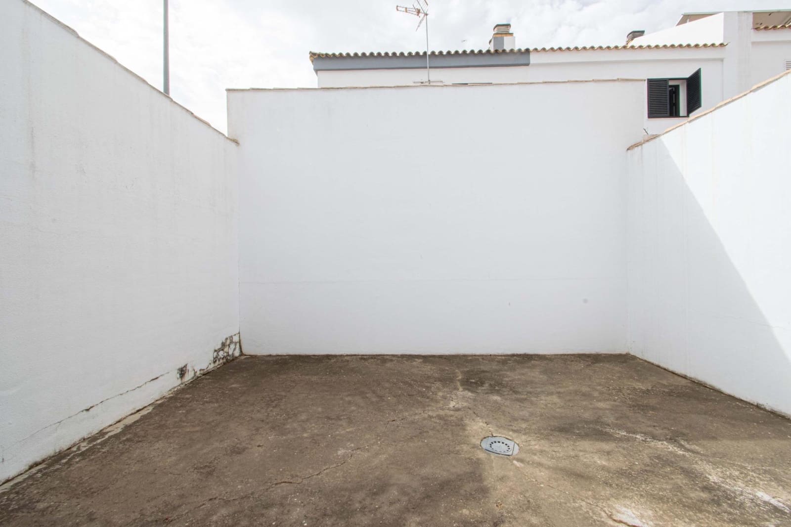 4 sypialnia Dom szeregowy na sprzedaż w Espartinas - 234 961 € (Ref: 9825322)
