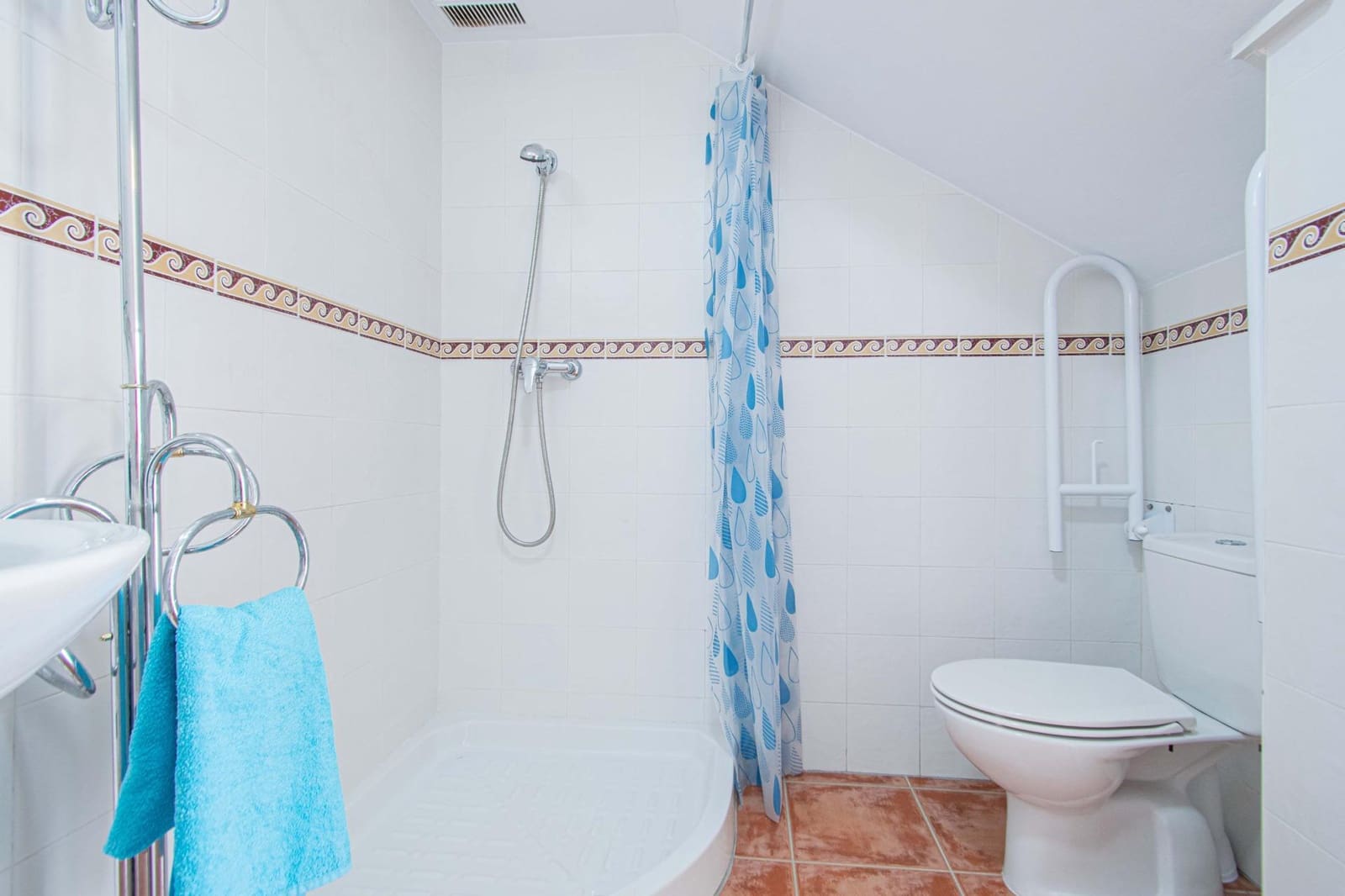 4 sypialnia Dom szeregowy na sprzedaż w Espartinas - 234 961 € (Ref: 9825322)