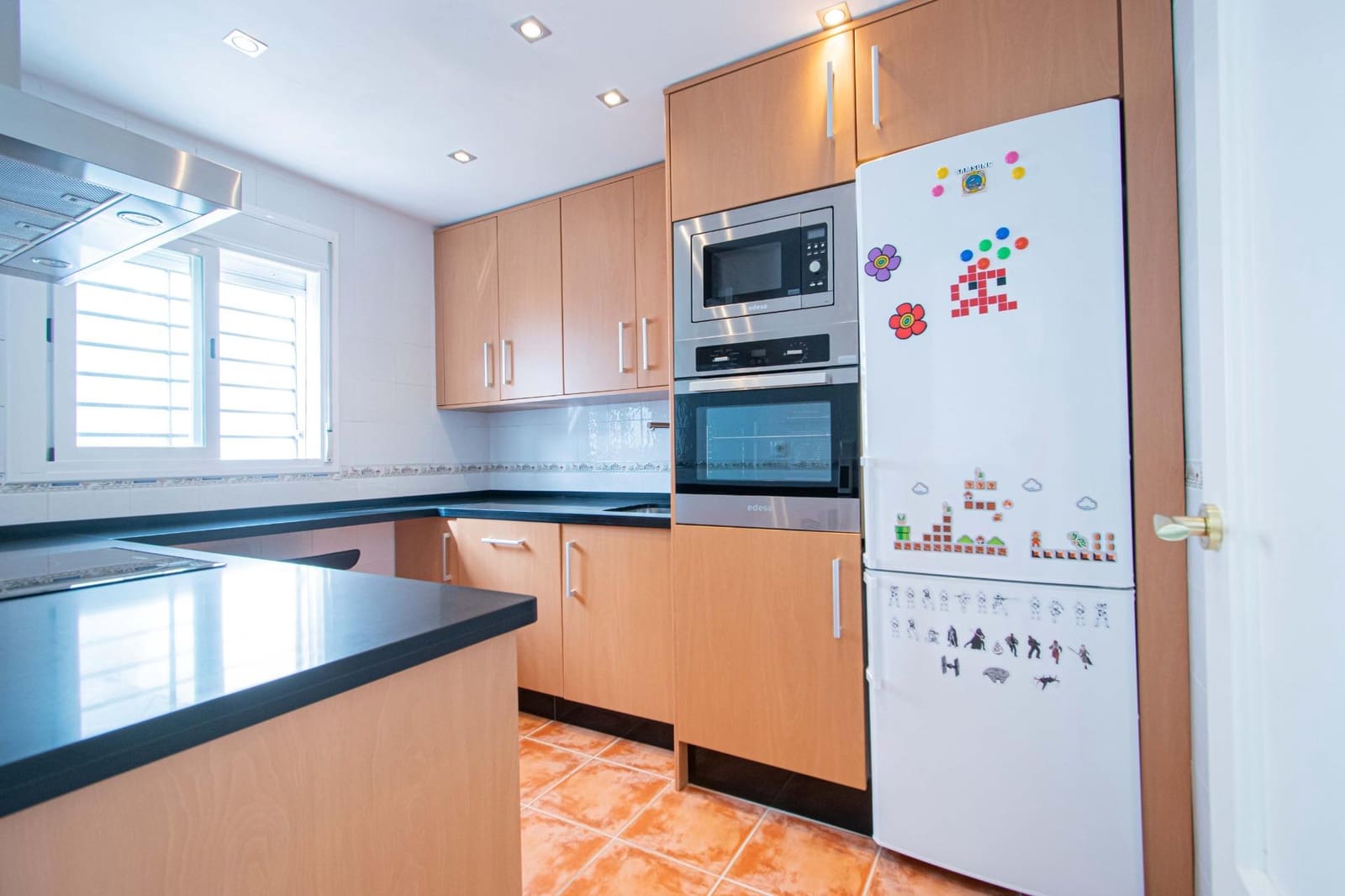 4 sypialnia Dom szeregowy na sprzedaż w Espartinas - 234 961 € (Ref: 9825322)